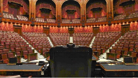 La Camera rimanda al 2 e 3 ottobre l'esame in aula della rifo...