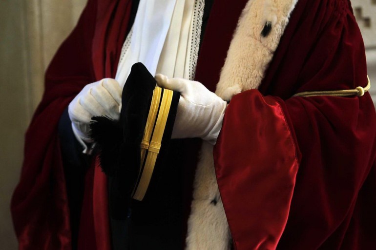 Procedimento civile – Azione – Legittimazione ad agire – Tito...