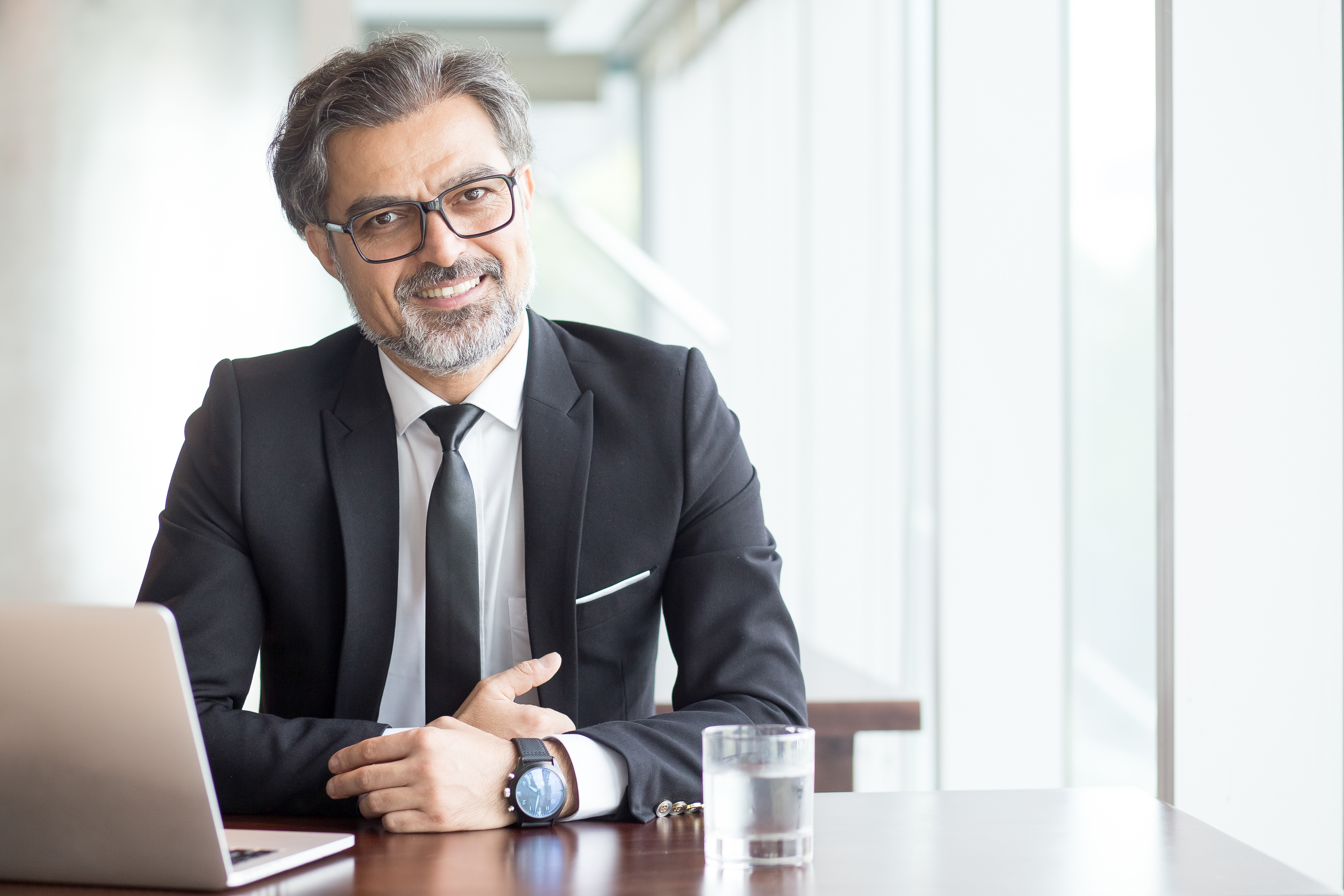 Il professore scolastico può esercitare la professione di avv...