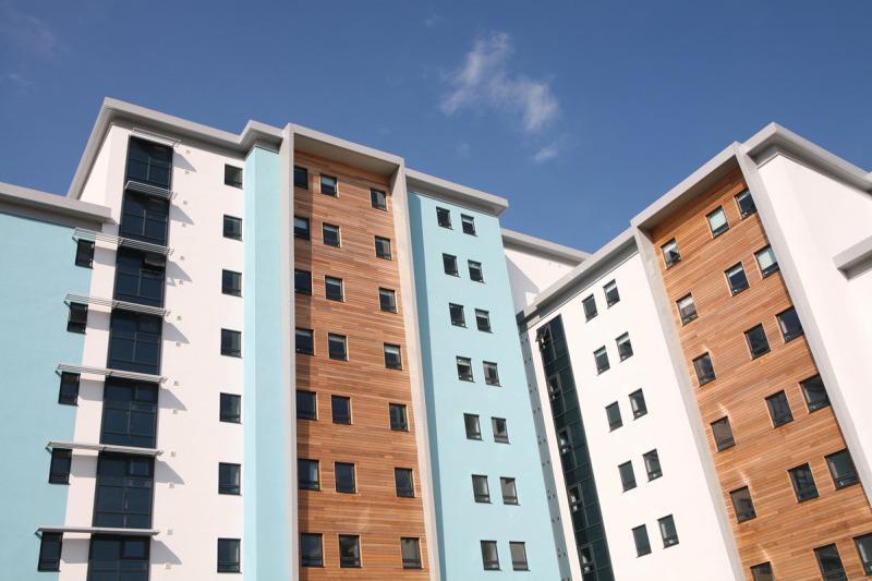 In tema di condominio negli edifici, le scale, con i relativi...