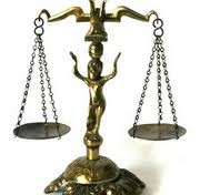 Compensi all’avvocato. Il giudice non può derogare ai minimi ...
