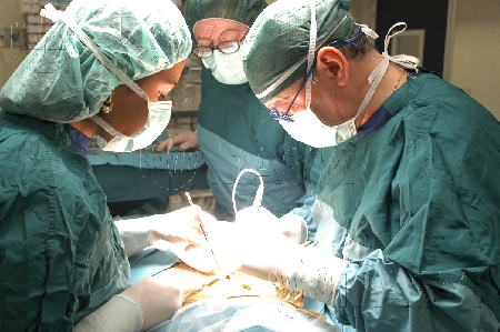 Intervento chirurgico inutile? Il medico deve risarcire il da...