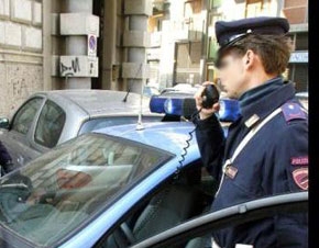 Automobilista dichiara agli agenti di polizia di aver dimenti...