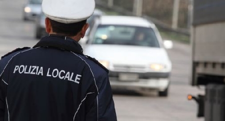 Vigile urbano stroncato da crisi cardiaca.