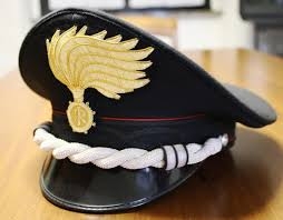 In tema di reati militari, la richiesta del Comandante di cor...