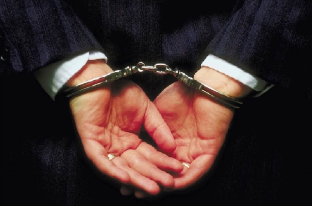 Ingegnere capo dell'Ufficio del Genio civile agli arresti dom...