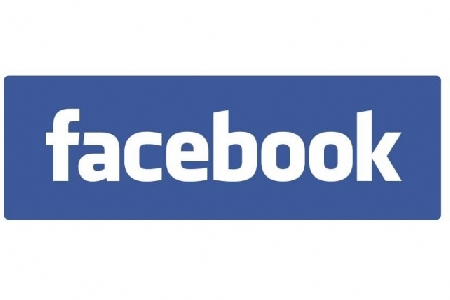 Posta su siti porno fotomontaggi con volti presi da Facebook....