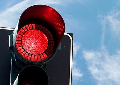 Circolazione stradale - Sanzioni – Passaggio con impianto sem...