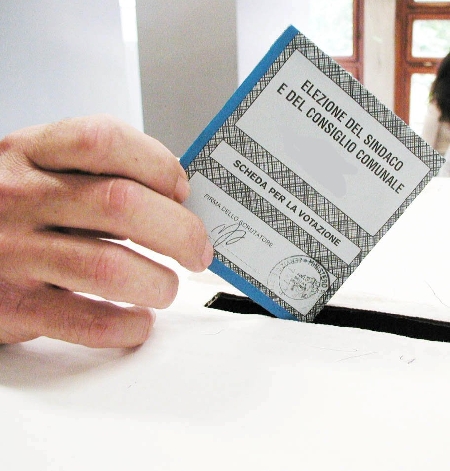 La disponibilità a fare favori al mafioso fa scattare il voto...