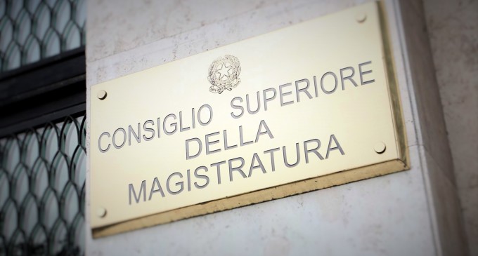 Giurisdizione sulle controversie sulla cessazione dalla caric...
