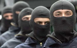 Comportamenti violenti connessi al fenomeno del c.d. nonnismo...
