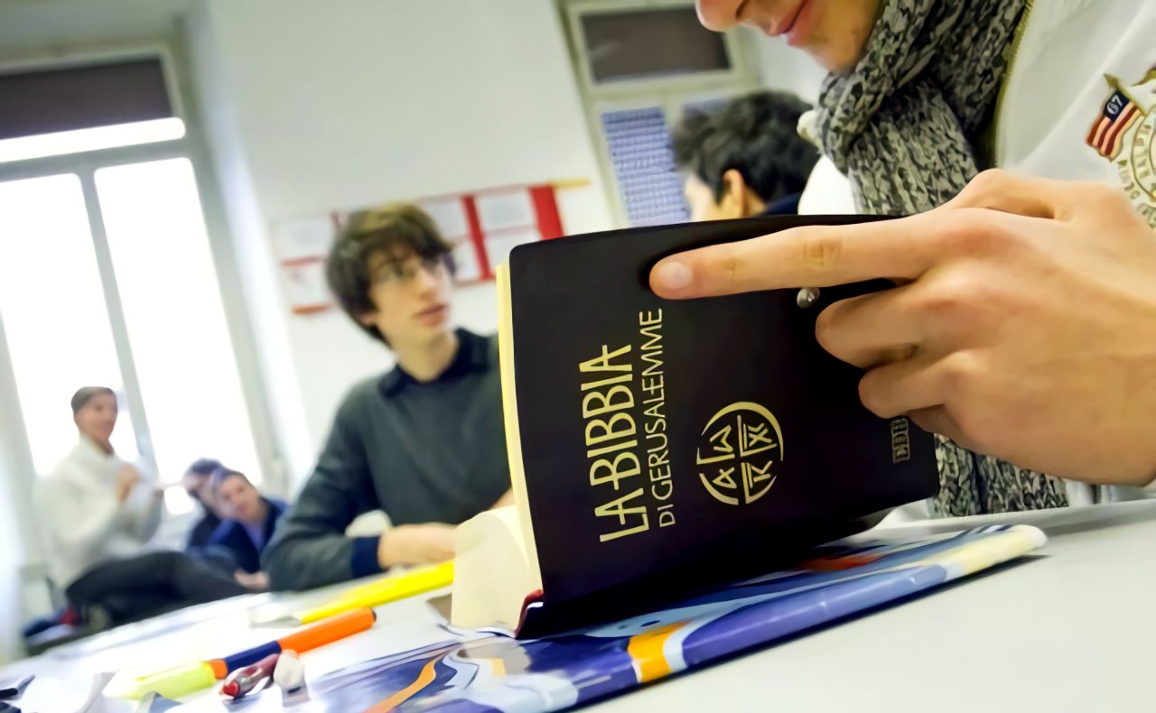 Figli ed educazione scolastica. Contrasto genitoriale. Scelta...