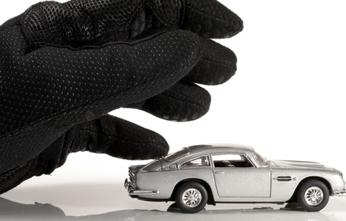 Furto d'auto: la denuncia penale non basta per ottenere l...