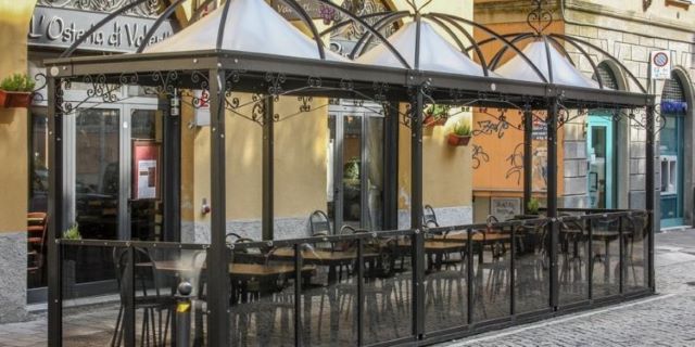 I "dehor" a servizio di attività commerciali instal...