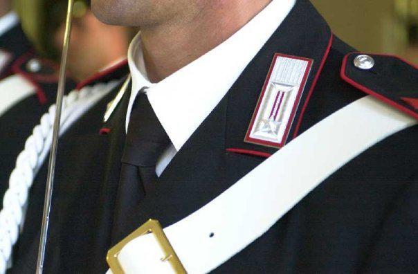 Carabiniere in servizio, rinvenuto in possesso di sostanze st...