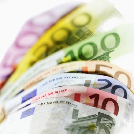 Evasione fiscale.Eccessiva contabilizzazione dei costi di car...