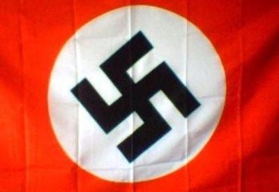 Dare del boia ad un nazista non è diffamazione, ma storia. L'...