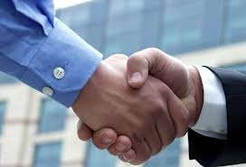 Nei contratti tra P.A. e un'azienda fornitrice  la clausola s...