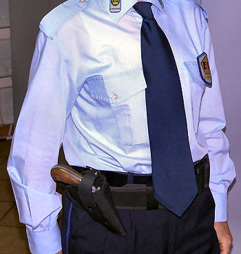 Guardia giurata dorme in servizio. Licenziata. Legittimo il c...