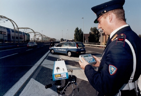 Se i misuratori di velocità (autovelox) sono obsoleti vanno r...
