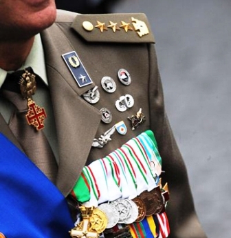 Divieto delle associazioni di carattere militare. Formazione ...