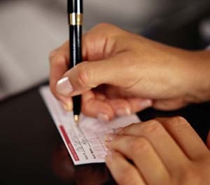 Il recupero dei premi assicurativi si prescrive in sei mesi d...